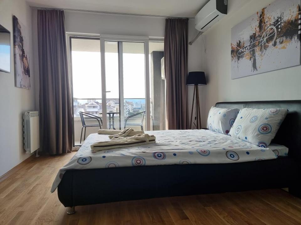 Apartament Bus Station *